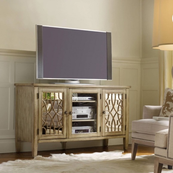 Hooker Furniture Sanctuary Console - Picture 1 of 10